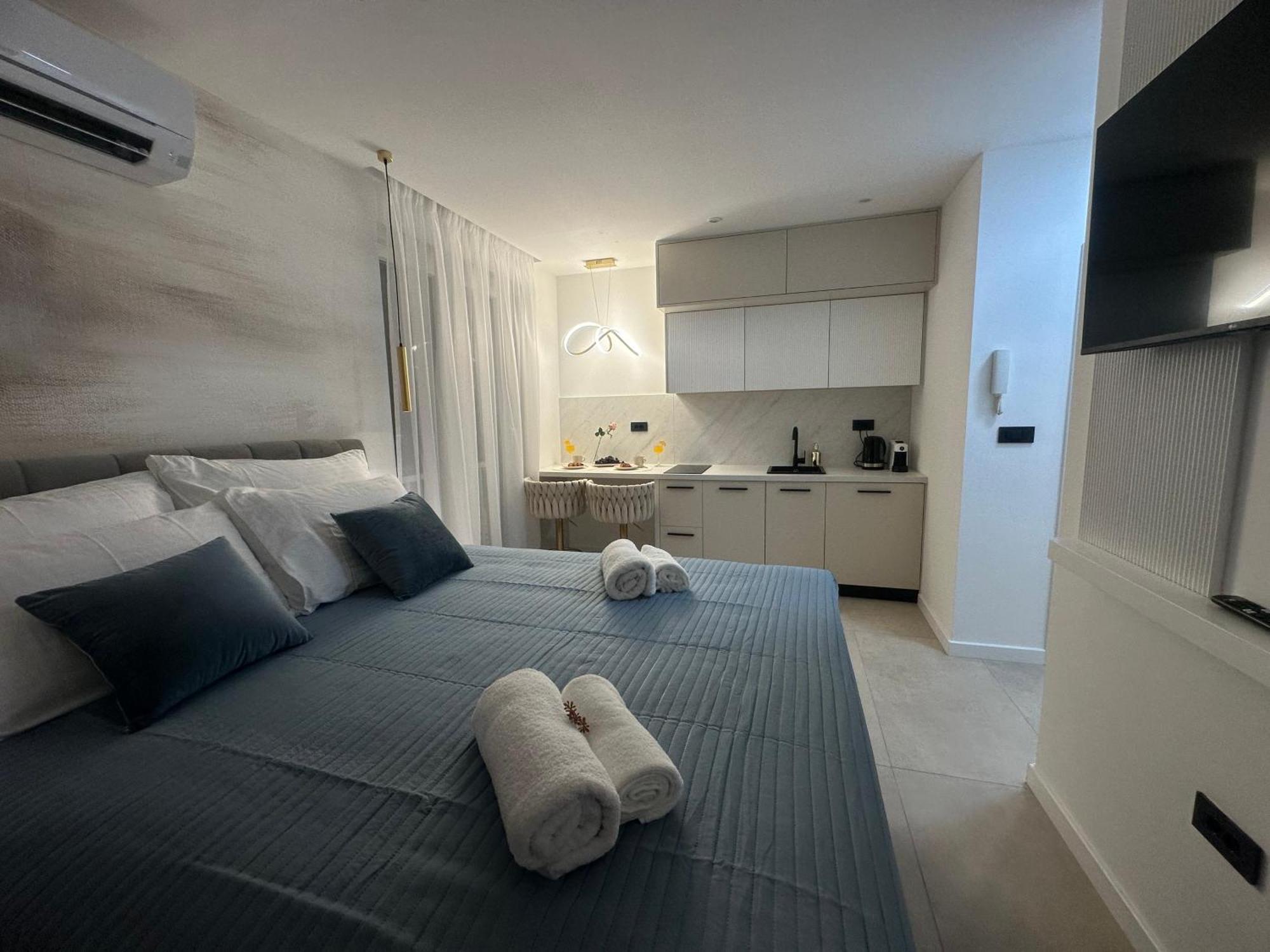 Amaro Luxury Room & Studio Apartman With Balcony Zadar Ngoại thất bức ảnh