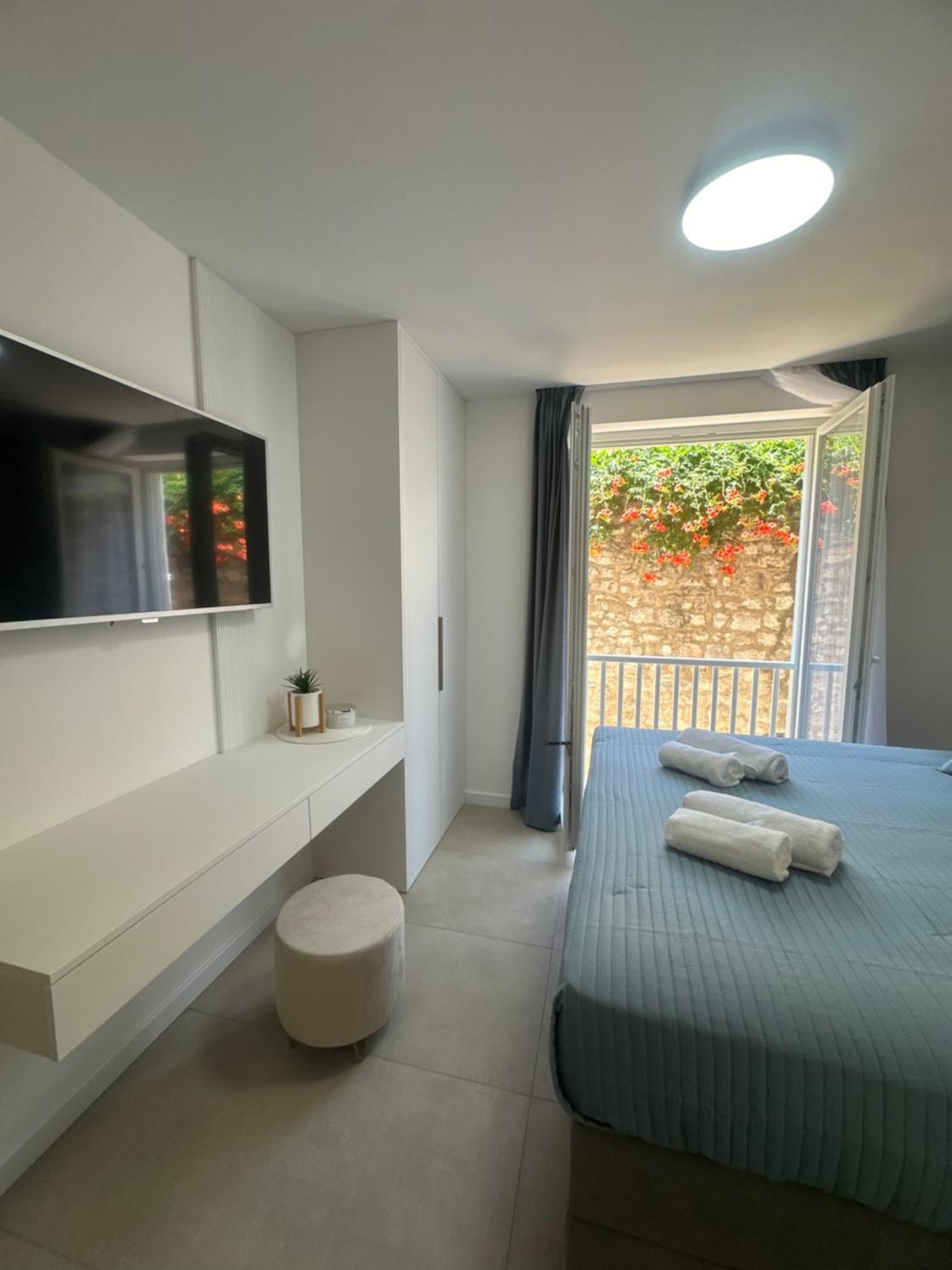 Amaro Luxury Room & Studio Apartman With Balcony Zadar Ngoại thất bức ảnh